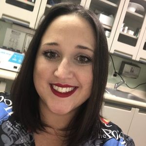 Meet your Posher, Angela